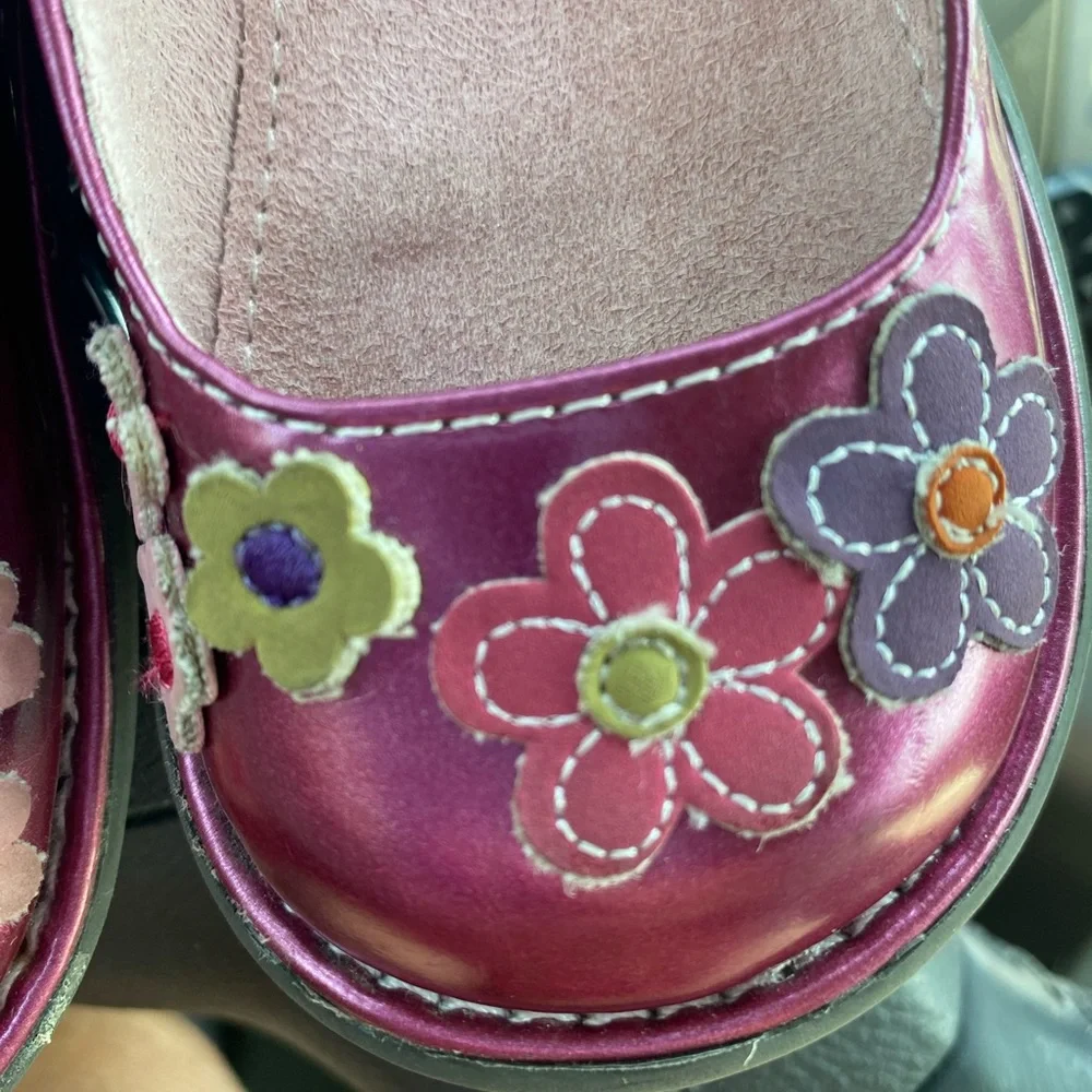 CHILD Nordstrom Rack Beautiful like New shoes! SO SO CUTE!💕💕💕💕💕Size 7M - Picture 4 of 9